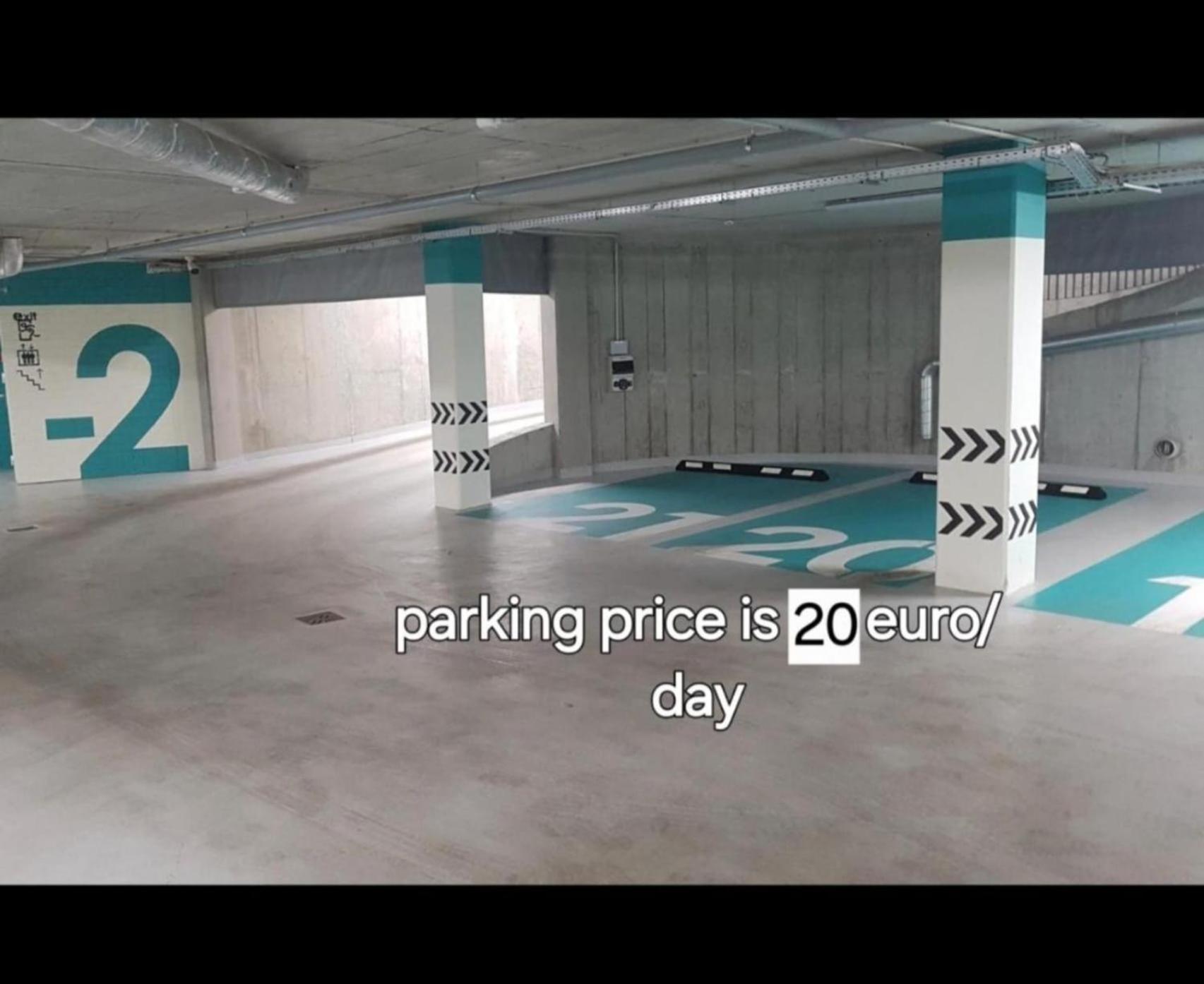 Happy Inn Emporia, Self chek-in, Parking in the underground garage Wilna Exterior foto